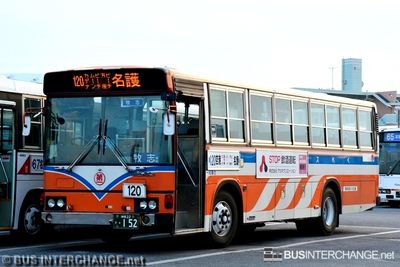 沖縄 22 き  152 · 120