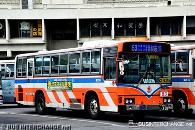 沖縄 22 き  308 · 63