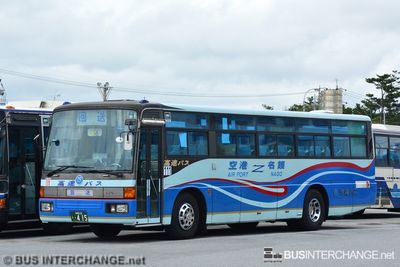 沖縄 22 き  415 · 111
