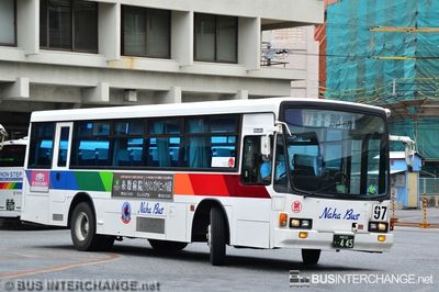沖縄 22 き  445 · 97