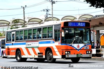 Bus 90 - Ryukyu Bus Kotsu Hino Blue Ribbon (沖縄 22 き  479)