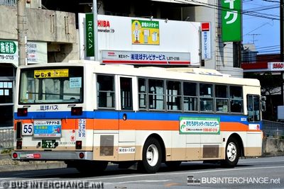 沖縄 200 か  296 · 55
