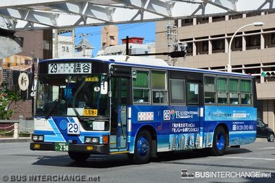 沖縄 200 か  298 · 29