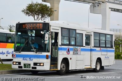 Bus 19 - Naha Bus Nissan Diesel Space Runner (沖縄 200 か  501)