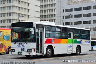 Bus 97 - Naha Bus Hino Blue Ribbon (沖縄 200 か  614)
