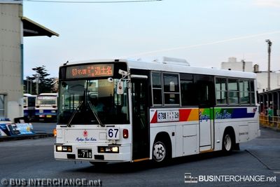 沖縄 200 か  710 · 67