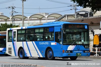 Bus 52 - Okinawa Bus Mitsubishi Fuso Aero Star (沖縄 200 か  717)