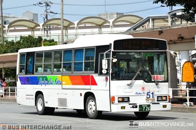 Bus 51 - Ryukyu Bus Kotsu Hino Rainbow RJ/RR (沖縄 200 か  726)