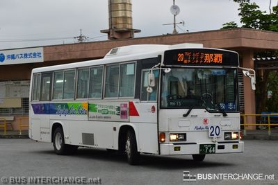 Bus 20 - Ryukyu Bus Kotsu Hino Rainbow RJ/RR (沖縄 200 か  764)