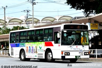 沖縄 200 か  808 · NOT IN SERVICE