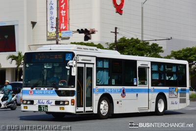 Bus 3 - Naha Bus Mitsubishi Fuso Aero Star (沖縄 200 か  902)