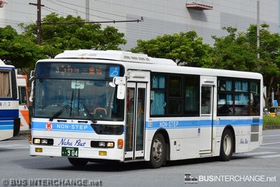 Bus 3 - Naha Bus Mitsubishi Fuso Aero Star (沖縄 200 か  904)