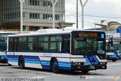Bus 89 - Okinawa Bus Mitsubishi Fuso Aero Star (沖縄 200 か  906)