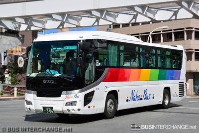 沖縄 230 あ 0506 - Naha Bus Isuzu Gala