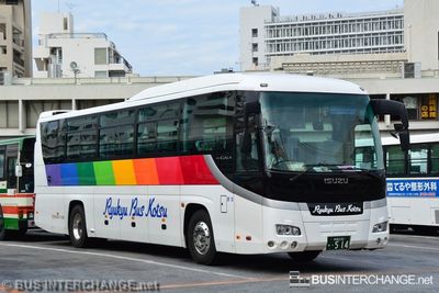 沖縄 230 あ 0514 - Ryukyu Bus Kotsu Isuzu Gala