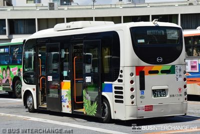 沖縄 230 あ 7805 - Naha Bus Hino Poncho