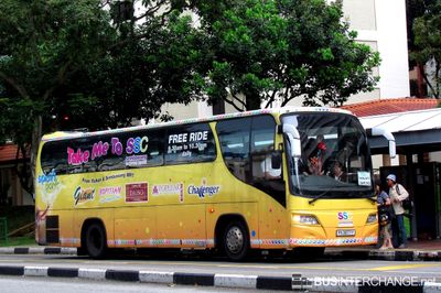 PA3877Y - Private Operator Isuzu LT133P