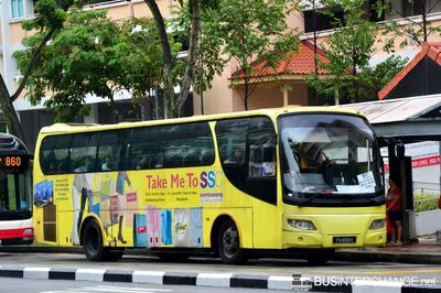 PA6511H - Private Operator Isuzu LT133P