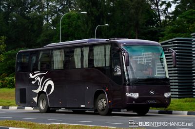 PC1647Y - Private Operator Higer KLQ6109Q