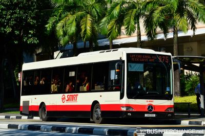 Bus 975 - SMRT Buses Mercedes-Benz OC500LE (SMB 116K)