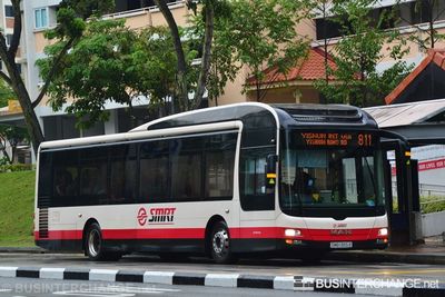 Bus 811 - SMRT Buses MAN NL323F (A22) (SMB1365B)