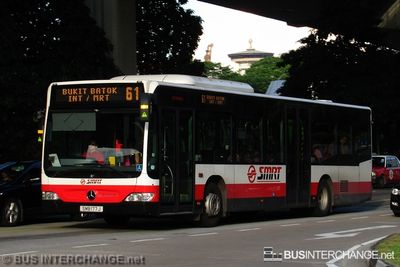 Bus 61 - SMRT Buses Mercedes-Benz Citaro (SMB177J)