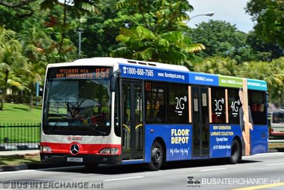 Bus 855 - SMRT Buses Mercedes-Benz OC500LE (SMB28G)