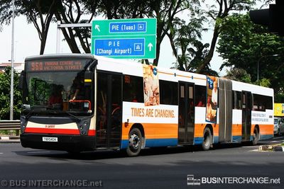 Bus 960 - SMRT Buses Mercedes-Benz O405G (TIB1040K)