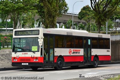 SMRT Buses Mercedes-Benz O405 (TIB758E) - TRAINING BUS