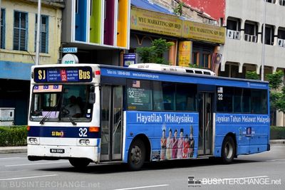 Bus 32 - SJ Bus Nissan Diesel JP251 (WHA5904)