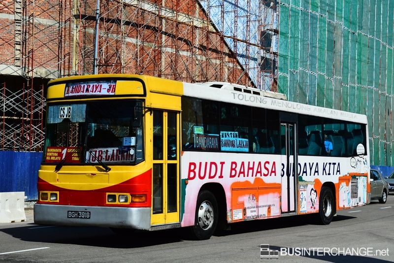 Bus 1 - S&S International Hino RK1JSKA (BGH3918)