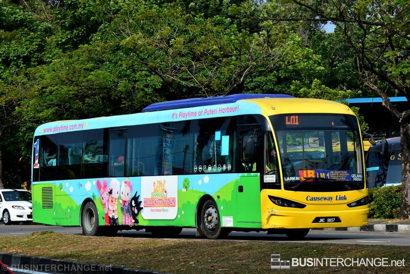 Bus LM1 - Causeway Link Sksbus SA12-300 (JNC9857)