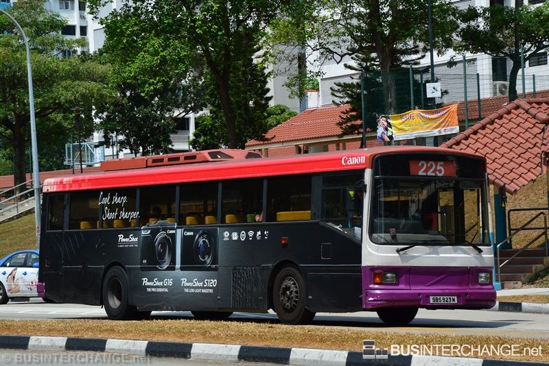Bus 225 - SBS Transit Volvo B10M (Mark IV) (SBS923M)